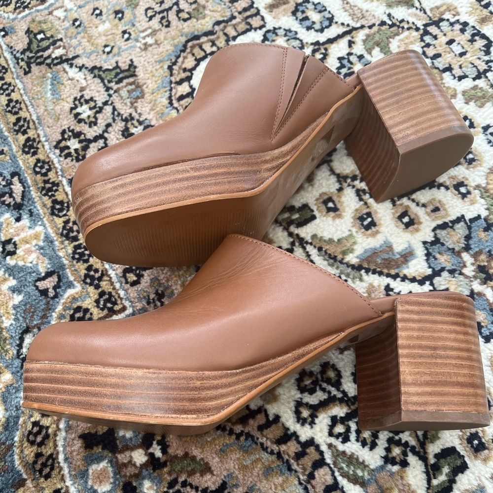 Women's Brown Leather Platform Mules